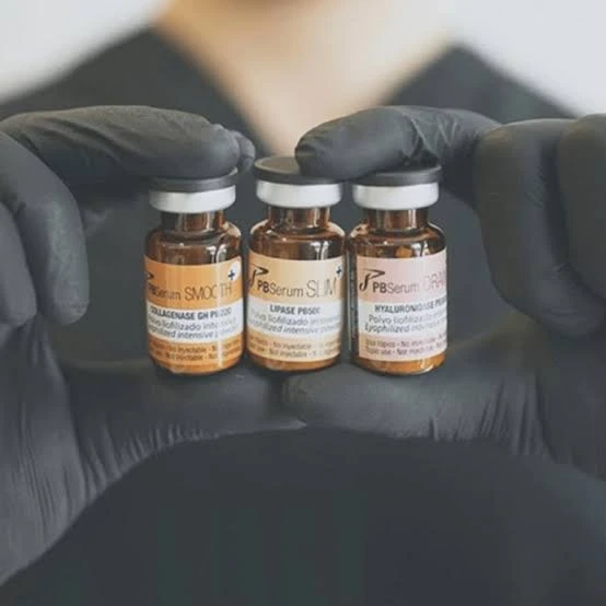 Viales de enzimas biológicas usados en consultorio