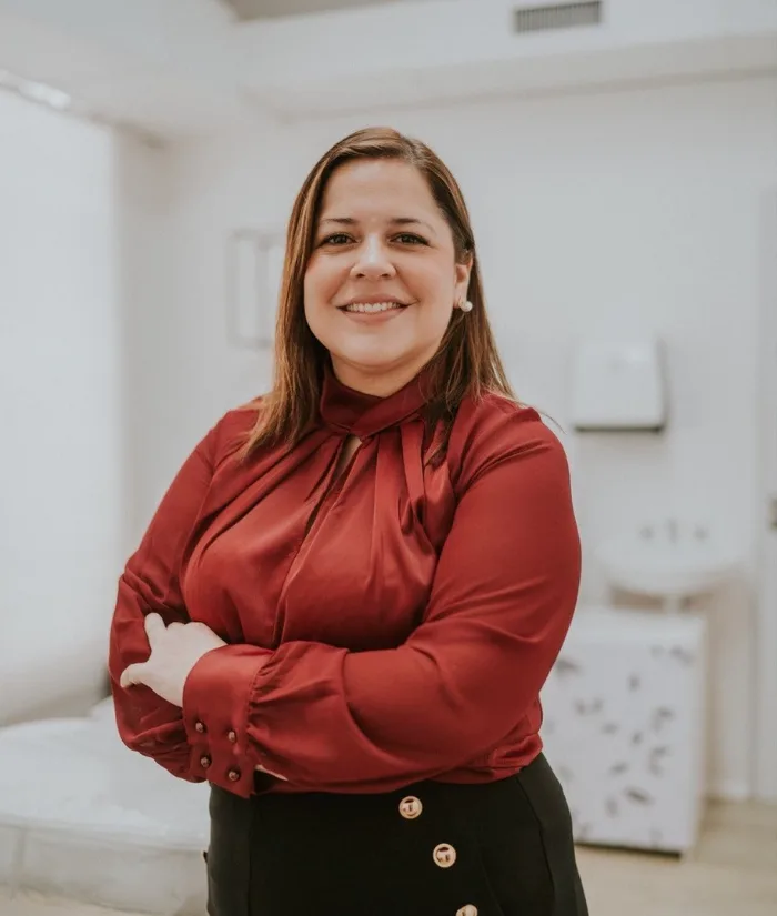 Dra. Cinthya Kos - Equipo Médico Neuquén